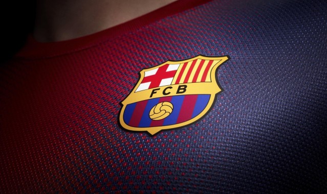 pg模拟器_意甲周四激战，科莫对阵AC米兰，攻坚能力与历史交锋预示进球盛宴