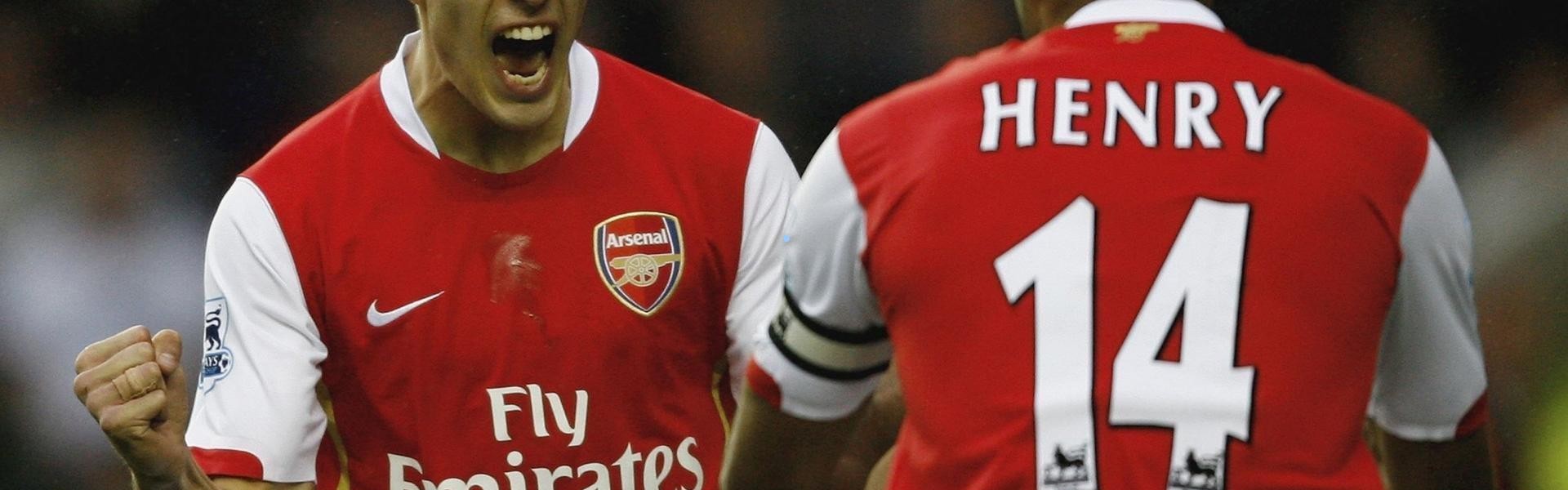 pg simulate：阿坎吉冬窗留守宣言引热议 盛赞拜仁登顶欧洲足坛王座